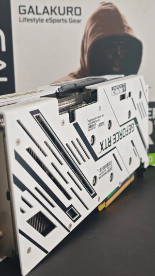Tarjeta Gráfica GeForce RTX 3060 AMP White Edition