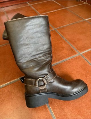 Botas Biker Marrones con Hebillas