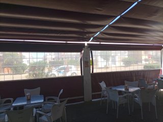Toldo 9.70m x 4.03m con postes de aluminio