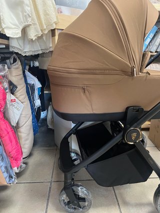 Cochecito Bebé Venicci Marrón