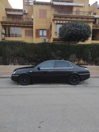 Lancia Thesis 2002