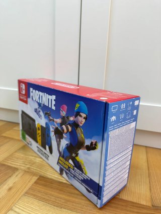 Nintendo Switch Fortnite Edizione Speciale