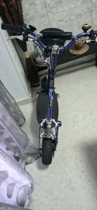 Patinete eléctrico Taycool con asiento