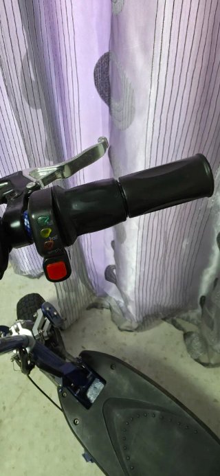 Patinete eléctrico Taycool con asiento