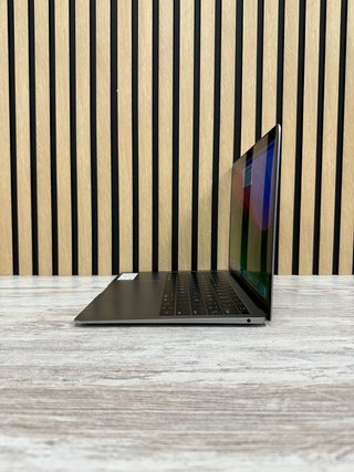 MacBook Air 13" 2019 i5 8gb 256gb SSD