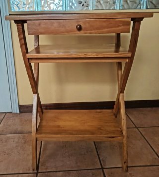 Mesa auxiliar madera con cajón y balda