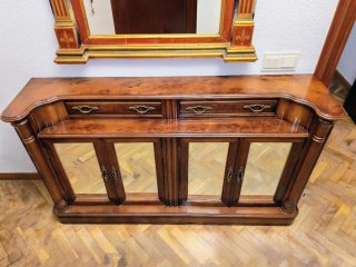 Mobile ingresso in legno e vetro