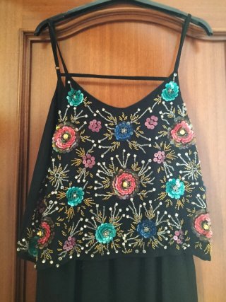 Vestido fiesta T.M-L bordado flores