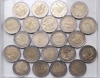 Lotto di 22 monete commemorative rare da 2 euro