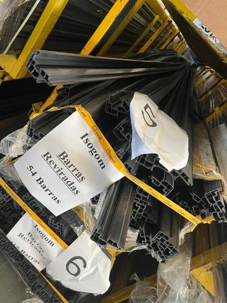 Barras de plástico Isogom reviradas