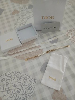 Bracciale Dior perle e logo oro