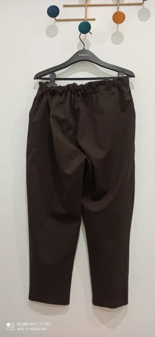 Pantalón moderno talla 52