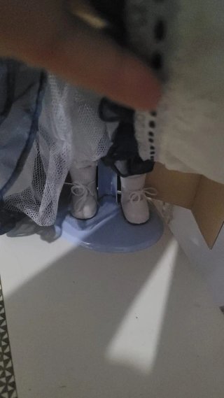 Muñeca de porcelana antigua
