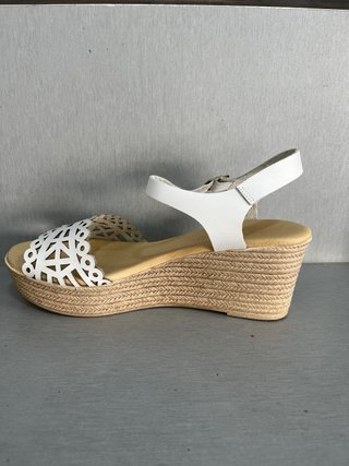 Sandalias cuña 6 cm blancas talla 40 nuevas