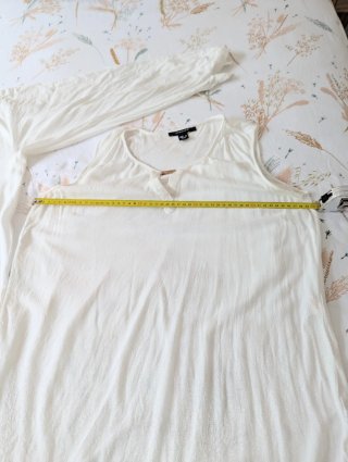 Blusa blanca con borlas + regalo