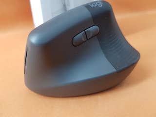 Logitech Lift Ratón Ergonómico Vertical Gris