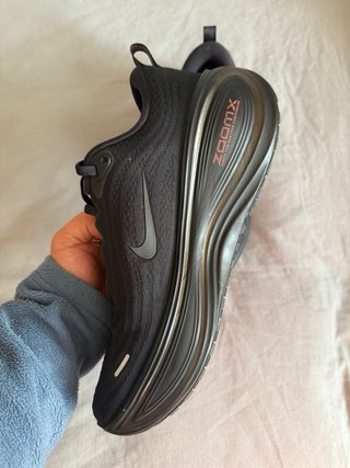 Nike Vomero Plus Zapatillas Running Negras Rojas