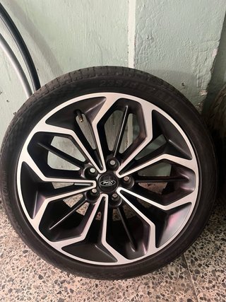 Llantas 18 5x108 Ford (sin neumáticos)