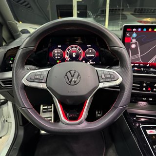 Volkswagen Golf 8.5 GTI 2.0 TSI 265cv DSG 2025