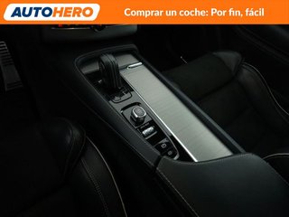 Volvo XC90 2.0 B5 Diesel Mild-Hybrid R-Design AWD