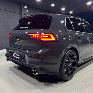 Volkswagen Golf 8.5 GTI 2.0 TSI 265cv DSG 2025
