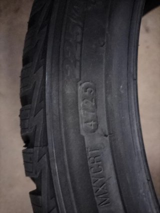 2 KUMHO 225 40 18 92Y XL neumáticos dot2026