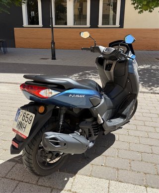 Yamaha NMAX 2024 Azul