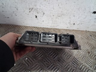 CENTRALITA MOTOR UCE RENAULT TRAFIC II FURGÓN 82500512196