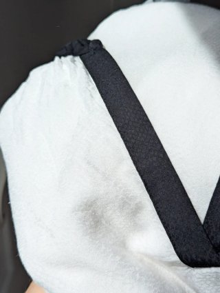 Blusa blanca satinada talla 40 como nueva