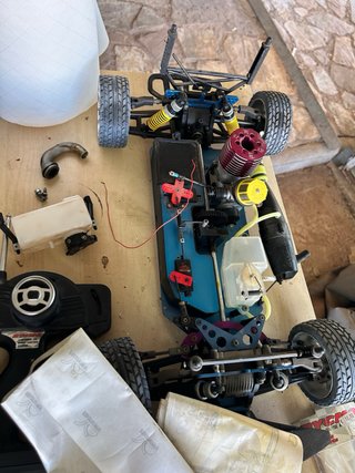 Coche RC Nitro y Accesorios