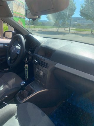 Opel Astra 2004