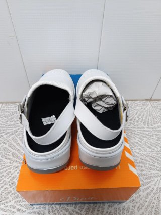 Zuecos Dian Blancos Talla 38
