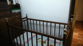 Cuna de madera vintage