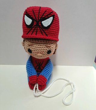 Colgante Spiderman Amigurumi