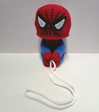 Colgante Spiderman Amigurumi