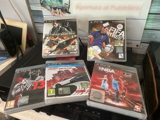 5 Giochi PS3: FIFA Street, NBA 2K13, WWE 13, Ace C