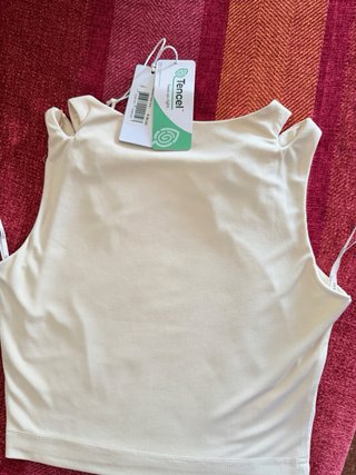 Blusa Guess Beige Talla XS