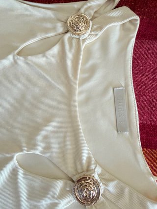 Blusa Guess Beige Talla XS