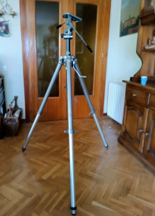 Tripode profesional GITZO con rótula R4.