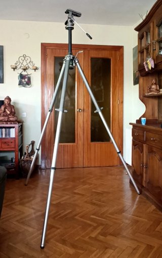 Tripode profesional GITZO con rótula R4.