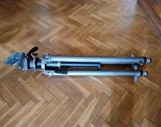Tripode profesional GITZO con rótula R4.