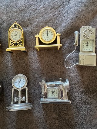 Colección de 11 Relojes Decorativos