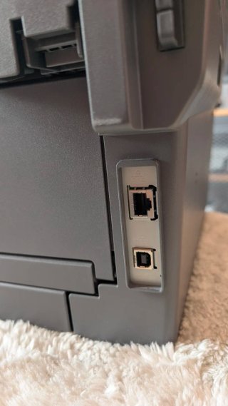 Impresora Brother MFC-L2710DN + Tóner Nuevo