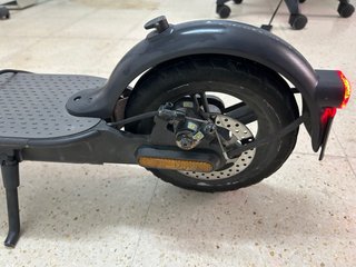 Patinete Eléctrico Xiaomi Negro