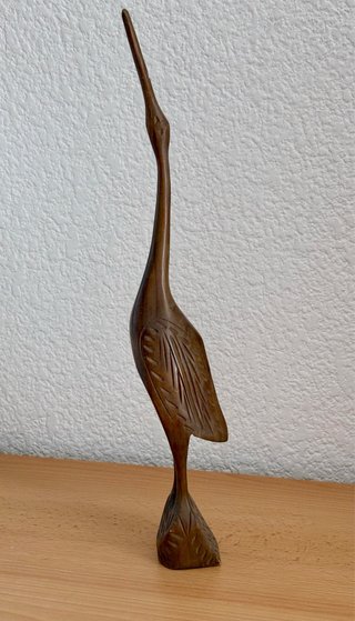 Figura de madera de ave decorativa