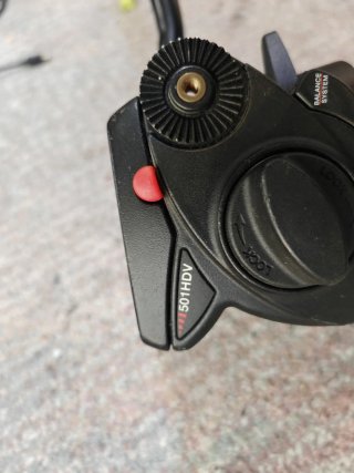 Manfrotto 501HDV FLUID HEAD + 755B Trípode