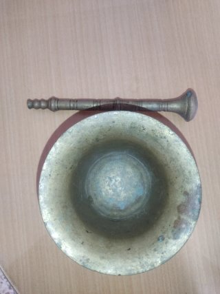 Antiguo almirez de farmacia de bronce finales XIX