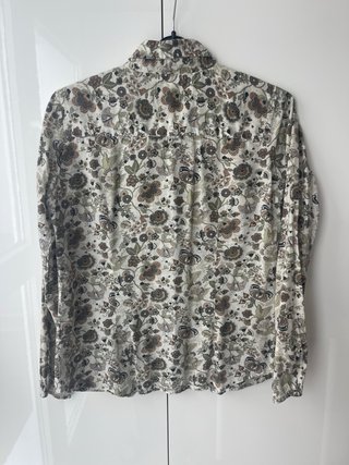 Blusa Precchio estampado corte al pecho