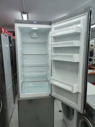 Nevera combi Liebherr Acero Inoxidable 200/60c A++