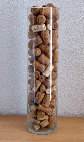 Florero de Vidrio con Tapones de Corcho